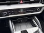 Kia Sportage 1.6 T-GDi Plug-in Hybrid AWD DynamicLine Luxury | Apple Carplay / Android Auto | Navigatiesysteem | Stoel + Stuurverwarming | Elektrisch Verstelbare Bestuurdersstoel | Licht + Regensensor | Parkeersensoren Voor + Achter | Camera Achter | Cruise Control Adaptief | Rijstrooksensor + Correctie | 19"Lichtmetalen Velgen
