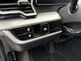 Kia Sportage 1.6 T-GDi Plug-in Hybrid AWD DynamicLine Luxury | Apple Carplay / Android Auto | Navigatiesysteem | Stoel + Stuurverwarming | Elektrisch Verstelbare Bestuurdersstoel | Licht + Regensensor | Parkeersensoren Voor + Achter | Camera Achter | Cruise Control Adaptief | Rijstrooksensor + Correctie | 19"Lichtmetalen Velgen