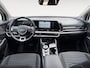 Kia Sportage 1.6 T-GDi Plug-in Hybrid AWD DynamicLine Luxury | Apple Carplay / Android Auto | Navigatiesysteem | Stoel + Stuurverwarming | Elektrisch Verstelbare Bestuurdersstoel | Licht + Regensensor | Parkeersensoren Voor + Achter | Camera Achter | Cruise Control Adaptief | Rijstrooksensor + Correctie | 19"Lichtmetalen Velgen