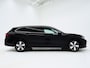 Volkswagen Passat Variant 1.5 eHybrid 204PK | Leder/Alcantara | Massage | Stoelkoeling | Trekhaak | HUD | 360 | Keyless