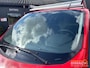 Ford Transit Custom Trend L1H1 - APK maart 2027 - airco - trekhaak - rood - 2.2L diesel - 3 persoons cabine - schuifdeur rechts