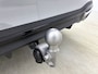 Mercedes-Benz C-klasse 300 e 140 Years Edition | Comfortpakket Plus | Nightpakket | Parkeerpakket met 360°-camera | Trekhaak | Panoramaschuifdak | Middenconsole metaalstructuur | DISTRONIC | GUARD 360° Plus | 19" multispaaks lichtmetalen AMG-velgen |