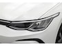 Volkswagen Golf VIII Lim. R-Line 1.5 eTSI DSG Pano l Camera l Blindspot l VOL OPTIES