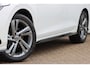 Volkswagen Golf 1.5 eTSI R-Line DSG7 130pk