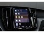 Volvo XC60 2.0 T6 Plug-in hybrid AWD Plus Dark - ACC - 360 Camera - Pano - H&K - Stoel/Stuurverwarming - Memory - BLIS - Keyless - Rijklaar