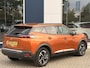 Peugeot e-2008 EV Allure Pack 50 kWh Apple Carplay | Android Auto | Cruise Control | Parkeersensoren | Climate Control |