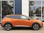 Peugeot e-2008 EV Allure Pack 50 kWh Apple Carplay | Android Auto | Cruise Control | Parkeersensoren | Climate Control |