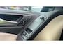 Volkswagen Golf 1.2 TSI Highline BlueMotion PANO NAVI CRUISE TREKHAAK 2 X SLEUTELS