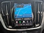 Volvo V60 2.0 T8 Plug-in hybrid AWD Ultimate Dark | 360 Camera | 19' | HUD | Panoramadak | Stuur+Stoel(en)verwarming |