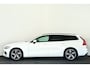Volvo V60 2.0 B3 Momentum Advantage / Pilot assist / CarPlay / Trekhaak / Camera