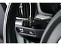 Volvo V60 2.0 B3 Momentum Advantage / Pilot assist / CarPlay / Trekhaak / Camera