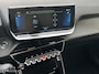 Peugeot e-2008 EV Allure Pack 50 kWh CARPLAY ACHTERUITRIJ CAMERA PRIVACY GLAS ACCU GARANTIE MOOIE AUTO!!