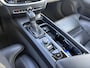 Volvo V60 2.0 T5 Inscription VAN: € 26.900- VOOR: € 24.877,- UW HERFSTVOORDEEL: € 2.023,-| VOLVO DEALER ONDERHOUDEN | FULL OPTIONS| BOWERS & WILKINS| ELEK. TREKHAAK| PANO| STOELVENTILATIE| HUD| ACHTERBANK VERWARMD| ORIG. NL NAP|