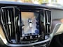 Volvo V60 2.0 T5 Inscription VAN: € 26.900- VOOR: € 24.877,- UW HERFSTVOORDEEL: € 2.023,-| VOLVO DEALER ONDERHOUDEN | FULL OPTIONS| BOWERS & WILKINS| ELEK. TREKHAAK| PANO| STOELVENTILATIE| HUD| ACHTERBANK VERWARMD| ORIG. NL NAP|