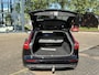 Volvo V60 2.0 T5 Inscription VAN: € 26.900- VOOR: € 24.877,- UW HERFSTVOORDEEL: € 2.023,-| VOLVO DEALER ONDERHOUDEN | FULL OPTIONS| BOWERS & WILKINS| ELEK. TREKHAAK| PANO| STOELVENTILATIE| HUD| ACHTERBANK VERWARMD| ORIG. NL NAP|