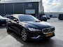 Volvo V60 2.0 T5 Inscription VAN: € 26.900- VOOR: € 24.877,- UW HERFSTVOORDEEL: € 2.023,-| VOLVO DEALER ONDERHOUDEN | FULL OPTIONS| BOWERS & WILKINS| ELEK. TREKHAAK| PANO| STOELVENTILATIE| HUD| ACHTERBANK VERWARMD| ORIG. NL NAP|