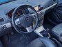 Opel Astra Wagon 1.6 Cosmo / Trekhaak / Stoelverwarming / Leder / Airco / Cruise control / 16 inch / Boekjes aanwezig / NL auto