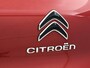 Citroën C3 Shine 83pk | Navigatie | Achteruitrijcamera | Climate Control | Cruise Control | Parkeersensoren | Bluetooth | Apple Carplay / Android Auto | Elektrisch inklapbare spiegels | Afwijkende dakkleur | Multifunctioneel lederen stuurwiel | Automatisch dimlicht | Regensensor | Donker getint glas | Trekhaak | 17" lichtmetalen velgen |