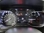 Citroën C3 Shine 83pk | Navigatie | Achteruitrijcamera | Climate Control | Cruise Control | Parkeersensoren | Bluetooth | Apple Carplay / Android Auto | Elektrisch inklapbare spiegels | Afwijkende dakkleur | Multifunctioneel lederen stuurwiel | Automatisch dimlicht | Regensensor | Donker getint glas | Trekhaak | 17" lichtmetalen velgen |