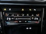 Volkswagen T-Roc 1.0 TSI 110pk R-Line Business LED Leder-Alcantara Stoelverwarming Camera App-Connect DAB+