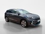 Kia Niro EV e-Niro DynamicLine 64 kWh | Zeer nette auto | SoH 100% | Navigatie | Apple CarPlay & Android Auto | Achteruitrijcamera |