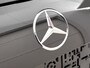 Mercedes-Benz GLA 180 Business Solution AMG | Premium Plus pakket | Nightpakket | Trekhaak | Panoramaschuifdak | GUARD 360 ° Plus | DISTRONIC | 360° camera | 19” vijf-dubbelspaaks AMG velgen |