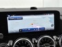 Mercedes-Benz GLA 180 Business Solution AMG | Premium Plus pakket | Nightpakket | Trekhaak | Panoramaschuifdak | GUARD 360 ° Plus | DISTRONIC | 360° camera | 19” vijf-dubbelspaaks AMG velgen |