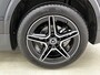 Mercedes-Benz GLA 180 Business Solution AMG | Premium Plus pakket | Nightpakket | Trekhaak | Panoramaschuifdak | GUARD 360 ° Plus | DISTRONIC | 360° camera | 19” vijf-dubbelspaaks AMG velgen |