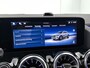 Mercedes-Benz GLA 180 Business Solution AMG | Premium Plus pakket | Nightpakket | Trekhaak | Panoramaschuifdak | GUARD 360 ° Plus | DISTRONIC | 360° camera | 19” vijf-dubbelspaaks AMG velgen |
