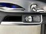 Mercedes-Benz GLB 180 Business Solution AMG 7p. | Premium pakket | Nightpakket | Verstelbare demping | Vast panoramadak | GUARD 360° | 20” multispaaks lichtmetalen AMG-velgen | Massage functie | Warmtewerend, donkergetint glas |