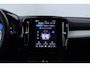 Volvo XC40 B3 Plus Black Edition | Harman/Kardon | Camera | Stoel+Stuurverwarming | Memory | Keyless | 20 Inch