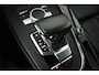 Audi A4 Limousine 35 TFSI Sport S line black edition (DIGITALE COCKPIT, CAMERA, STOELVERWARMING/VERKOELING, ELEKTR STOELEN)