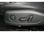 Audi A4 Limousine 35 TFSI Sport S line black edition (DIGITALE COCKPIT, CAMERA, STOELVERWARMING/VERKOELING, ELEKTR STOELEN)