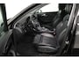 Audi A4 Limousine 35 TFSI Sport S line black edition (DIGITALE COCKPIT, CAMERA, STOELVERWARMING/VERKOELING, ELEKTR STOELEN)