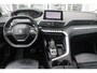 Peugeot 3008 1.2 130PK AUTOMAAT ALLURE | LEDEREN BEKLEDING | TREKHAAK | ELEKTRISCH BEDIENBARE BESTUUDERSSTOEL MET GEHEUGENFUNCTIE | ADAPTIVE CRUISE CONTROL | ELEKTRISCH BEDIENBARE ACHTERKLEP | APPLE CARPLAY/ANDROID AUTO | NAVIGATIE | STOELVERWARMING | ALL SEASON BANDEN | 19" LICHTMETALEN VELGEN | KEYLESS ENTRY/START | DODEHOEK DETECTIE | DRAADLOZE TELEFOONLADER |