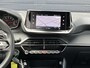 Peugeot 2008 1.2 PureTech Active Pack 130PK, Automaat 8 versnellingen, Parkeersensoren, Navigatie, Cruise Control, LED