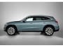 Mercedes-Benz GLC 300e 4MATIC Business Solution Luxury | Comfortpakket Plus | Parkeerpakket | Trekhaak | Panoramaschuifdak | DISTRONIC | Sierdelen hout aluminiumlines | URBAN GUARD Plus | Dakhemel stof zwart |