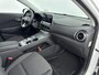 Hyundai Kona Electric EV Fashion 64 kWh | WLTP 484km | 3-fasen | Warmtepomp | Trekhaak | Head-up display | Dodehoek |