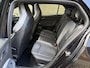 Volkswagen Golf 1.5 eTSI R-Line 150pk | Panoramadak | Virtual cockpit | Camera | Navigatie | Sportstoelen | Adaptieve cruise | Stoel&stuurverwarming | Sfeerverlichting | Apple CarPlay | 18 inch velgen | LED | DAB | Volledig onderhouden