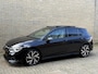 Volkswagen Golf 1.5 eTSI R-Line 150pk | Panoramadak | Virtual cockpit | Camera | Navigatie | Sportstoelen | Adaptieve cruise | Stoel&stuurverwarming | Sfeerverlichting | Apple CarPlay | 18 inch velgen | LED | DAB | Volledig onderhouden