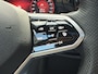 Volkswagen Golf 1.5 eTSI R-Line 150pk | Panoramadak | Virtual cockpit | Camera | Navigatie | Sportstoelen | Adaptieve cruise | Stoel&stuurverwarming | Sfeerverlichting | Apple CarPlay | 18 inch velgen | LED | DAB | Volledig onderhouden