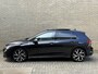 Volkswagen Golf 1.5 eTSI R-Line 150pk | Panoramadak | Virtual cockpit | Camera | Navigatie | Sportstoelen | Adaptieve cruise | Stoel&stuurverwarming | Sfeerverlichting | Apple CarPlay | 18 inch velgen | LED | DAB | Volledig onderhouden