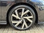 Volkswagen Golf 1.5 eTSI R-Line 150pk | Panoramadak | Virtual cockpit | Camera | Navigatie | Sportstoelen | Adaptieve cruise | Stoel&stuurverwarming | Sfeerverlichting | Apple CarPlay | 18 inch velgen | LED | DAB | Volledig onderhouden