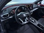 SEAT Leon Sportstourer FR Business Intense 1.5 eTSI 150 pk Automaat | Verlengde garantie | Navigatie | Parkeersensoren (Park assist) | Achteruitrijcamera | Autom. airco (3 zones) | Matrix LED koplampen |