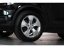 Volvo XC40 2.0 B4 Momentum Business Camera, Stoel/Stuurverwarming, Trekhaak, Cruise Control
