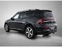 Mercedes-Benz GLB 200 Business Solution AMG 7p. 58 kWh | Premium pakket | Winterpakket | Nightpakket | Stoelenpakket | Trekhaak | Vast panoramadak | Massage functie | 19” vijfspaaks lichtmetalen AMG-velgen | GUARD 360° |