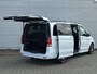 Mercedes-Benz V-klasse V 300d Exclusive | AMG | 7-Persoons | NL-Auto (Nw.Prijs € 134.921,- in/in)
