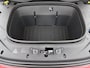 Mercedes-Benz GLB 200 Business Solution AMG 7p. 58 kWh | Premium pakket | Nightpakket | Winterpakket | Sportstoelen | Trekhaak | Vast panoramadak | Massage functie | GUARD 360° | 19” vijfspaaks lichtmetalen AMG-velgen |