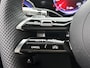 Mercedes-Benz GLB 200 Business Solution AMG 7p. 58 kWh | Premium pakket | Nightpakket | Winterpakket | Sportstoelen | Trekhaak | Vast panoramadak | Massage functie | GUARD 360° | 19” vijfspaaks lichtmetalen AMG-velgen |