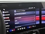 Mercedes-Benz GLB 200 Business Solution AMG 7p. 58 kWh | Premium pakket | Nightpakket | Winterpakket | Sportstoelen | Trekhaak | Vast panoramadak | Massage functie | GUARD 360° | 19” vijfspaaks lichtmetalen AMG-velgen |